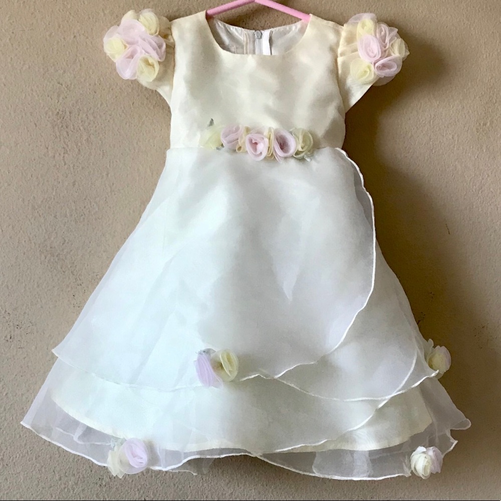 BISCOTTI Pale Yellow Rosebud Dress